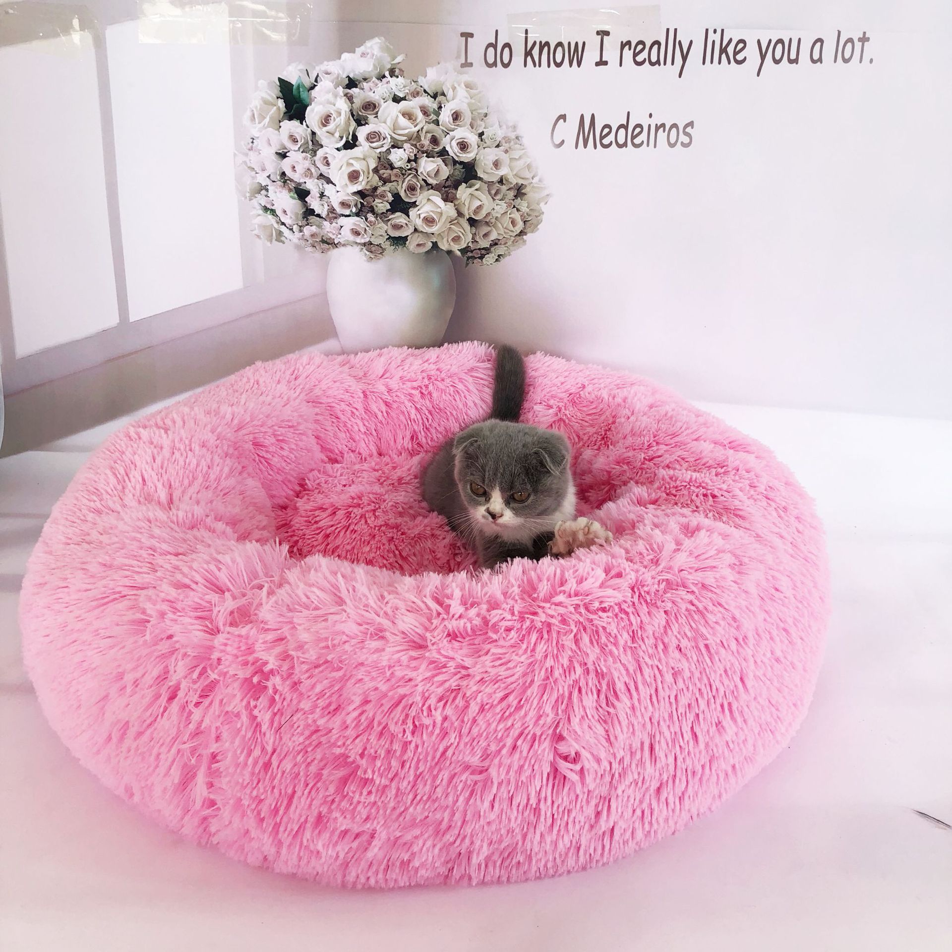 Cozy Plush Pet Nest for Ultimate Snuggle Comfort - Tanyo Pet Boutique